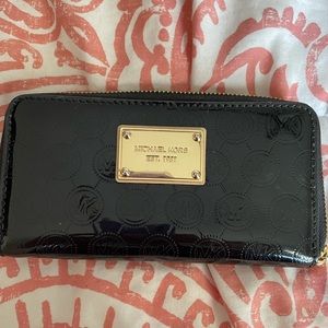 Brand new MK wallet